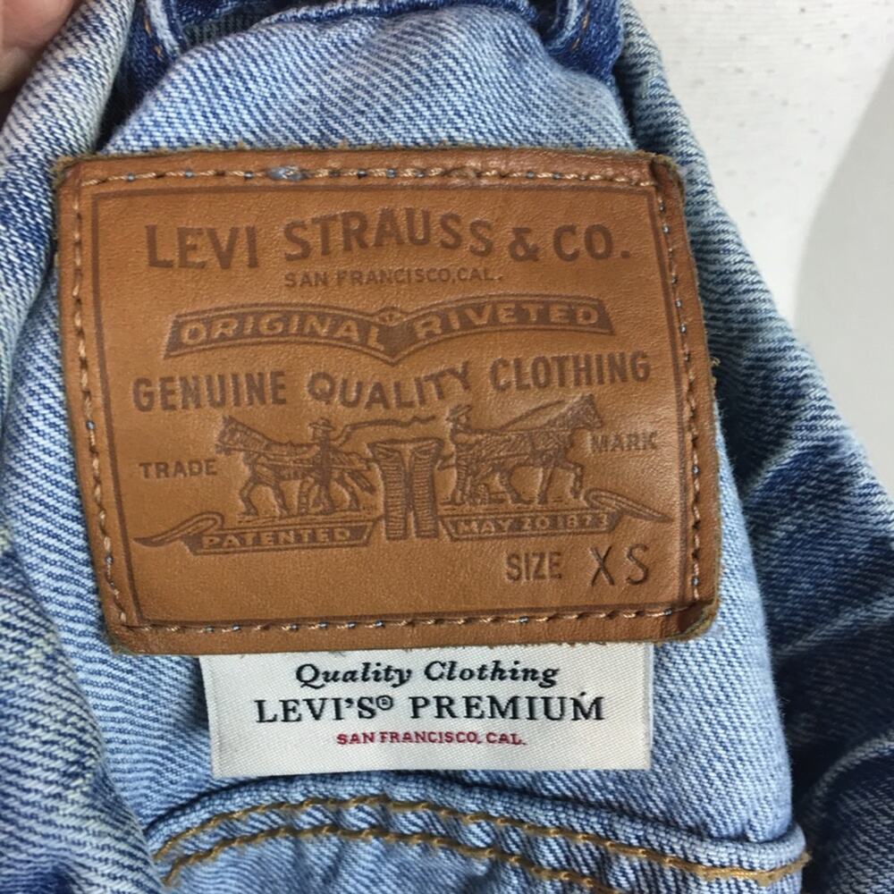 Levi's Premium Denim Trucker Jacket XS - Picture 6 of 7